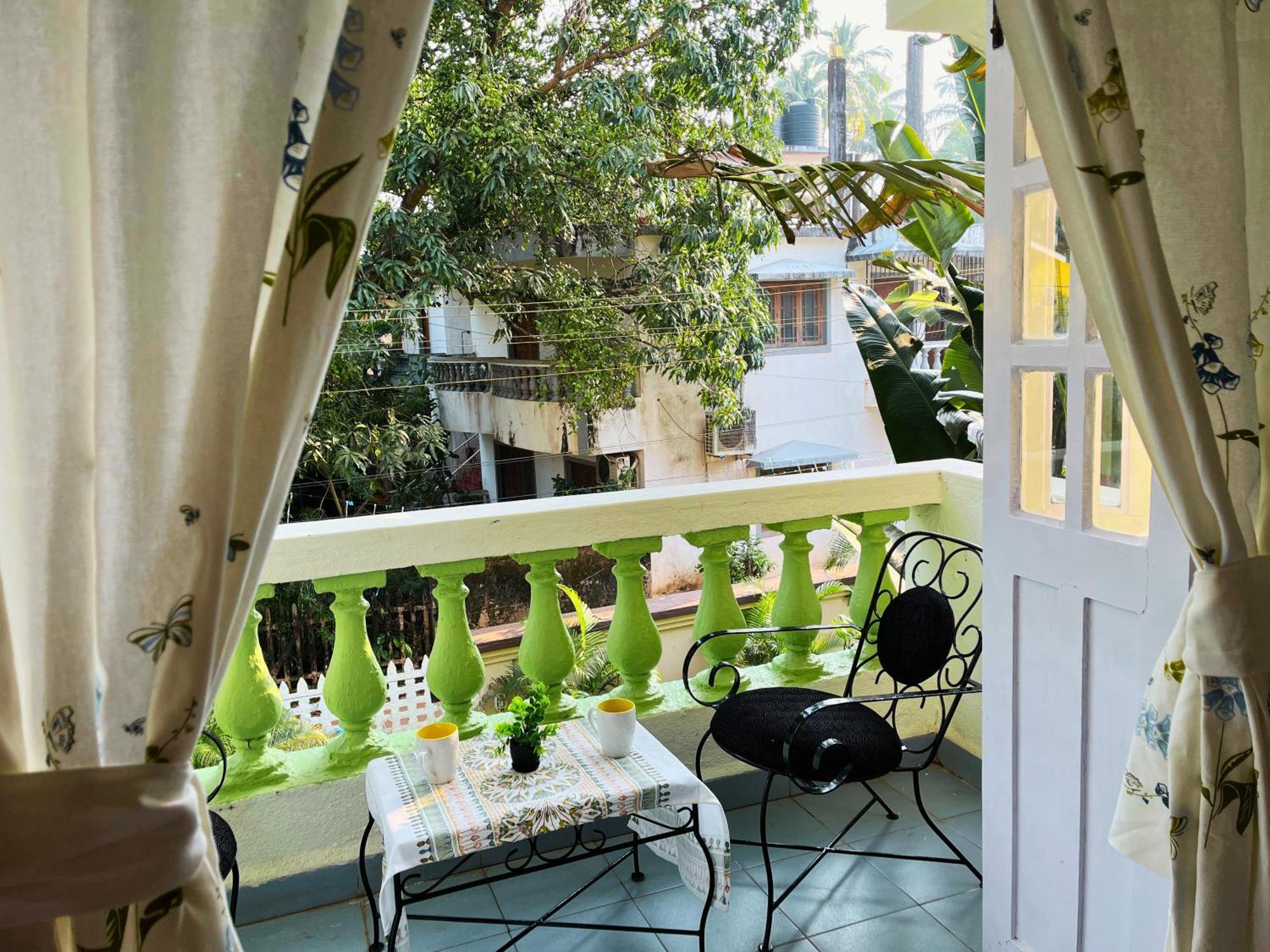 Cosy Garden Grove